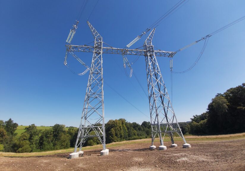 ilustracni_elektrika_draty_vysokeho_napeti